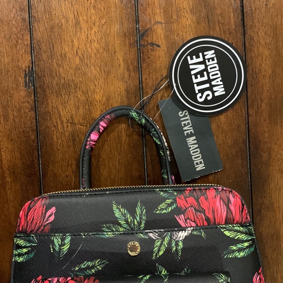 Sold!!♥️ - Picture 2 of 7